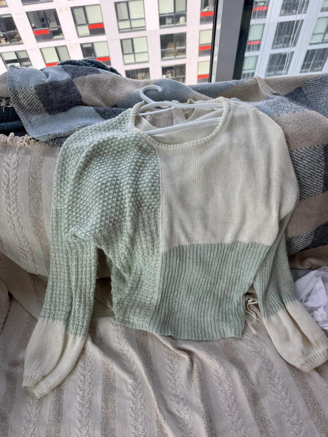 Medium sweater - photo 2