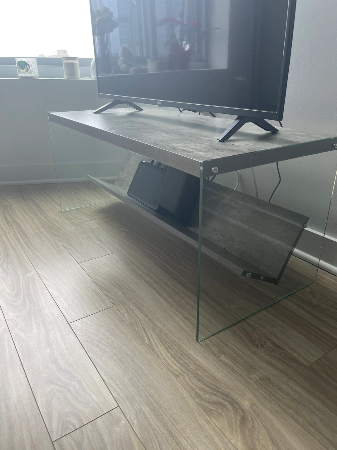 Modern Glass Entertainment Stand with Shelf