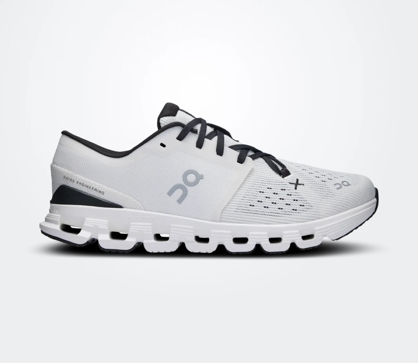 On Cloud X 4 Running Shoes White/Black
