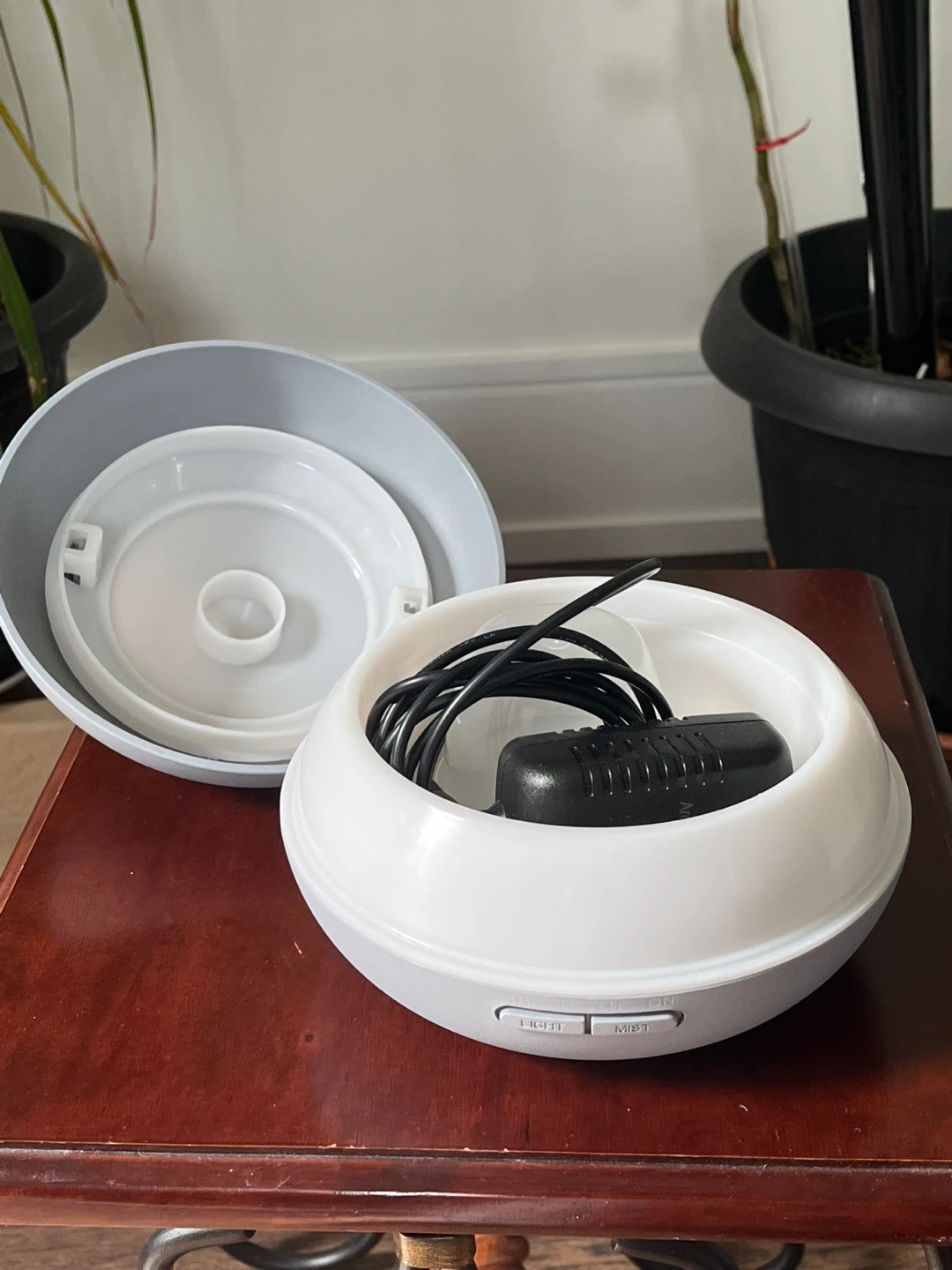Grey Essential Oil Diffuser and Humidifier - photo 2