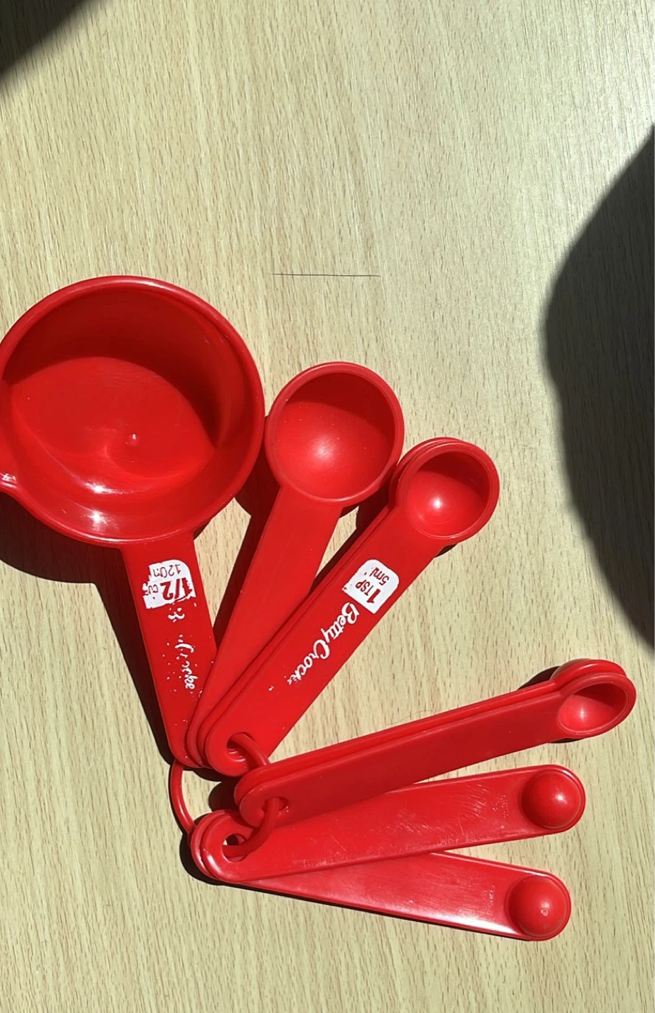 Betty Crocker Red Measuring Cups & Spoons Set