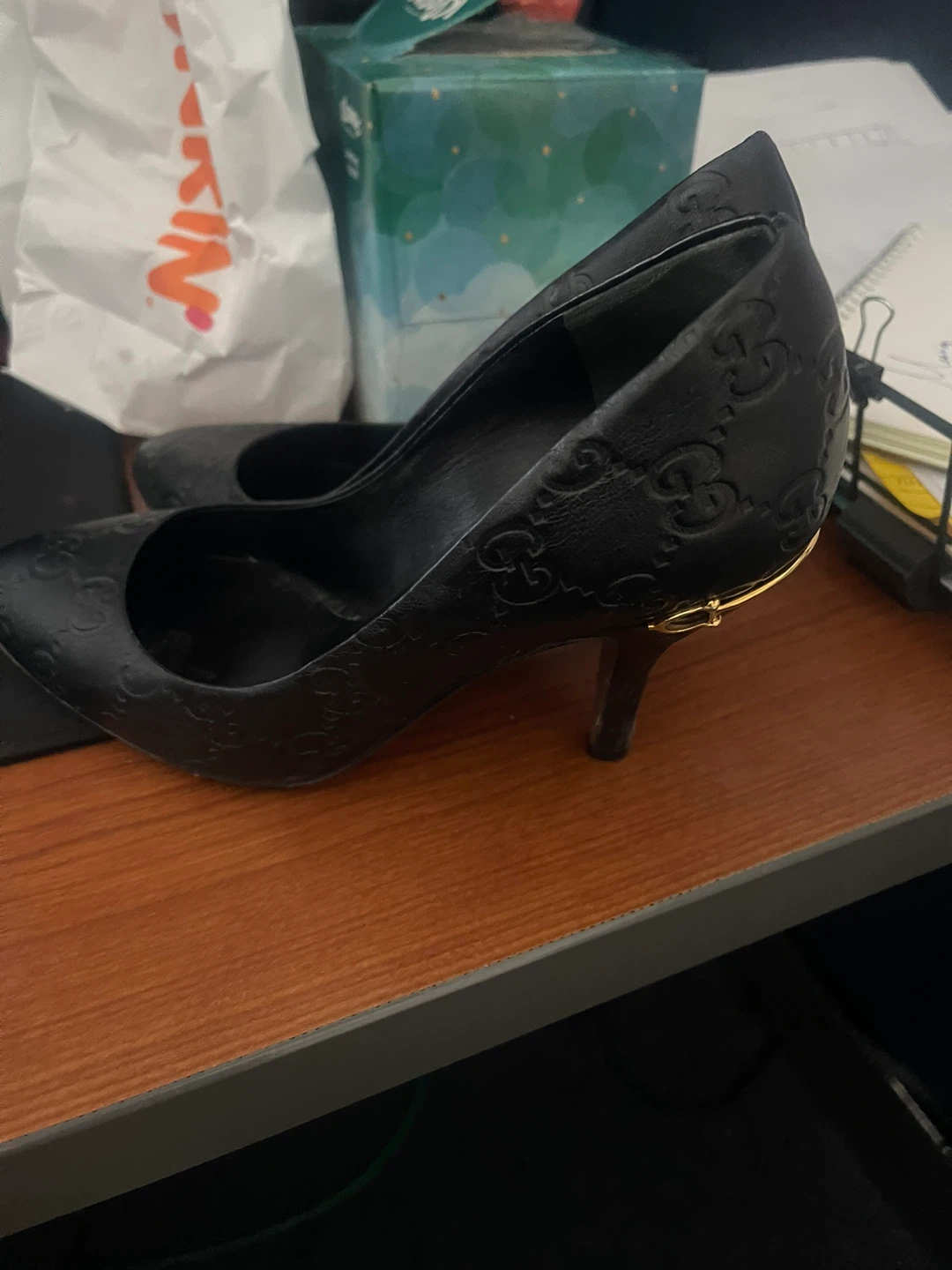 Gucci Black Embossed GG Heels Size 34 - photo 2