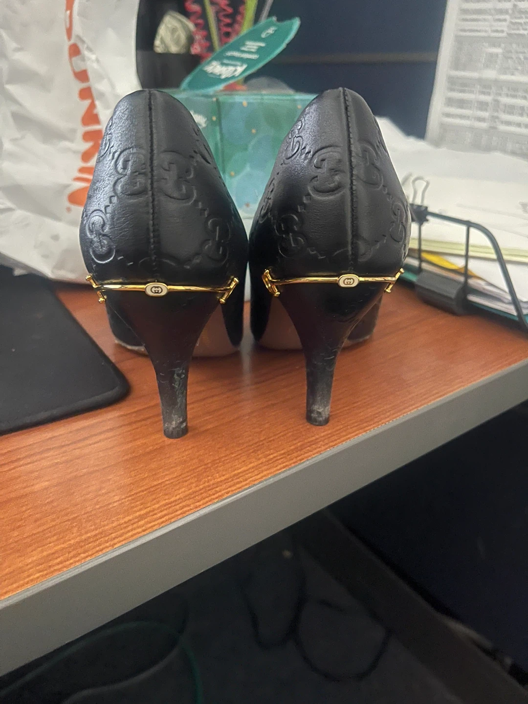 Gucci Black Embossed GG Heels Size 34 - photo 5