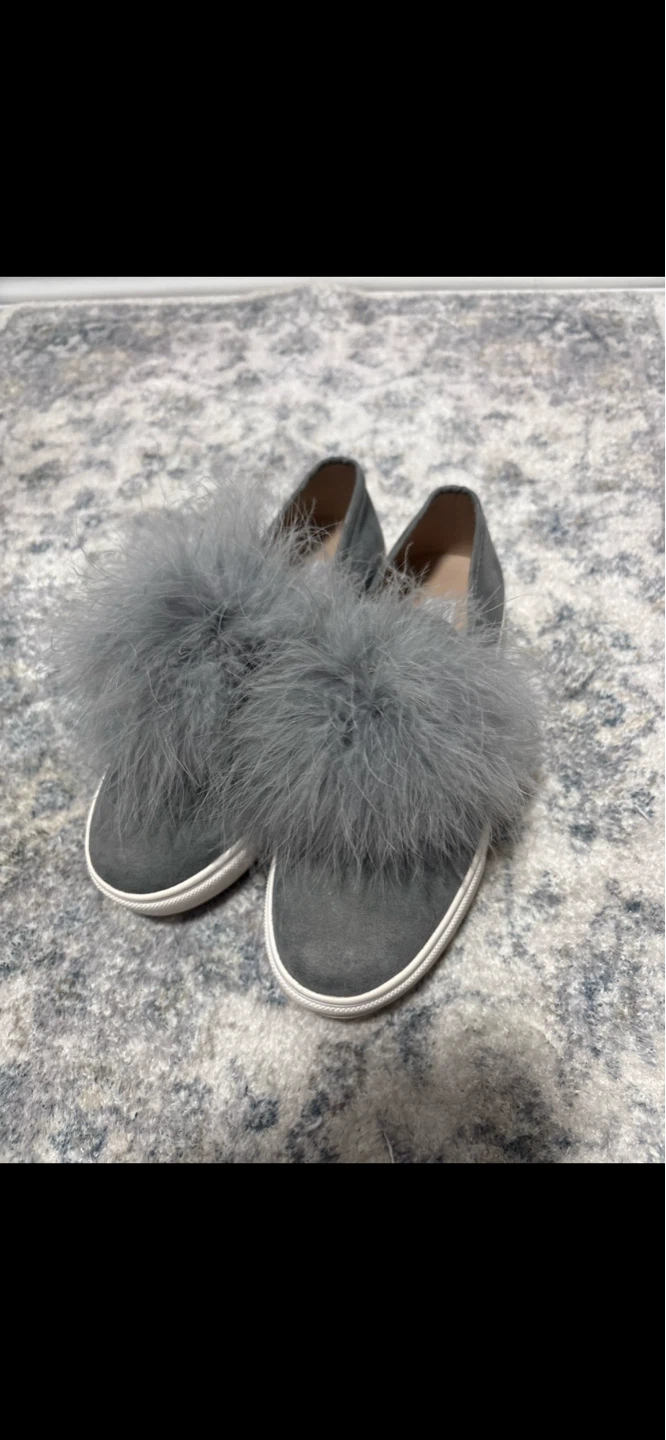 Brand new Steve Madden Grey Feather Slip-On Sneakers - photo 2