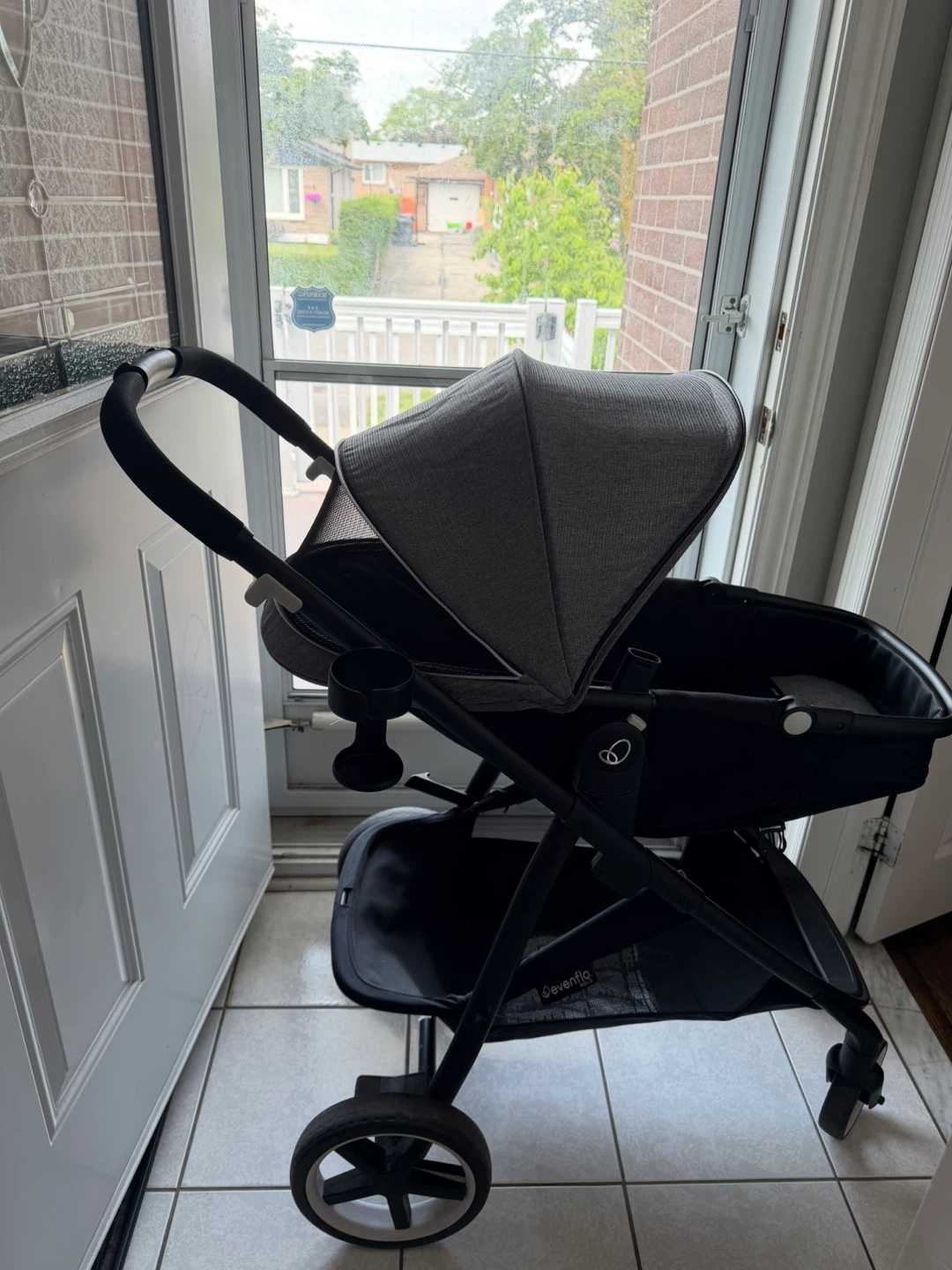 Evenflo Shyft & LiteMax Travel System