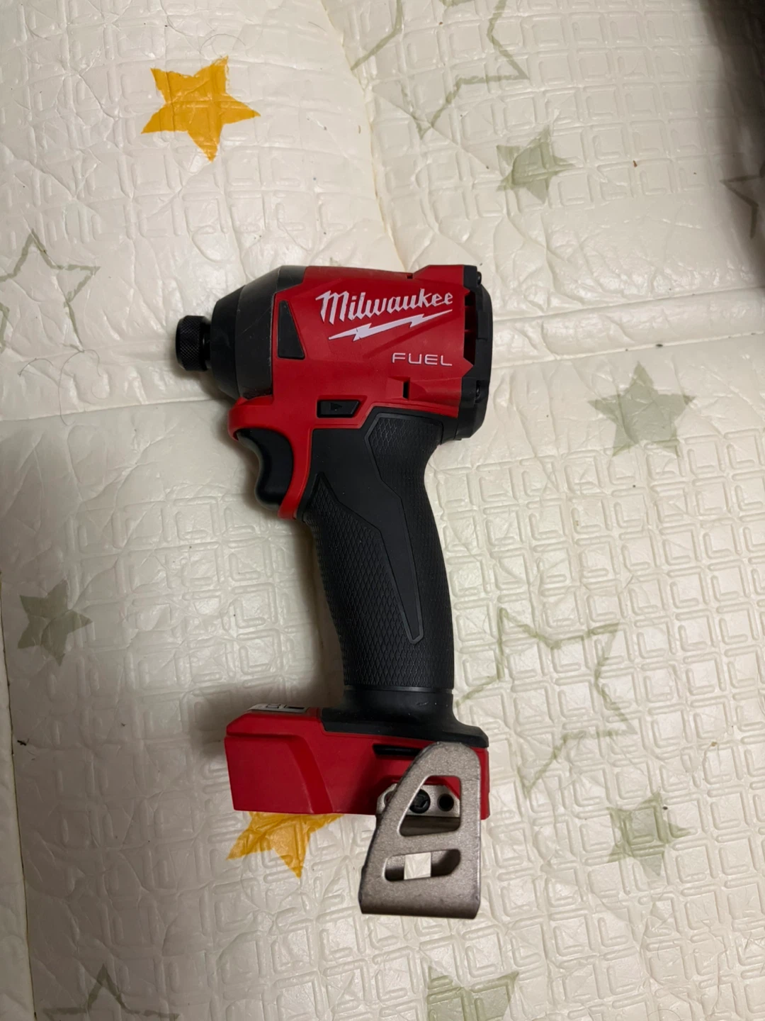 Milwaukee FUEL Impact Driver with Shockwave Bit Set - photo 2
