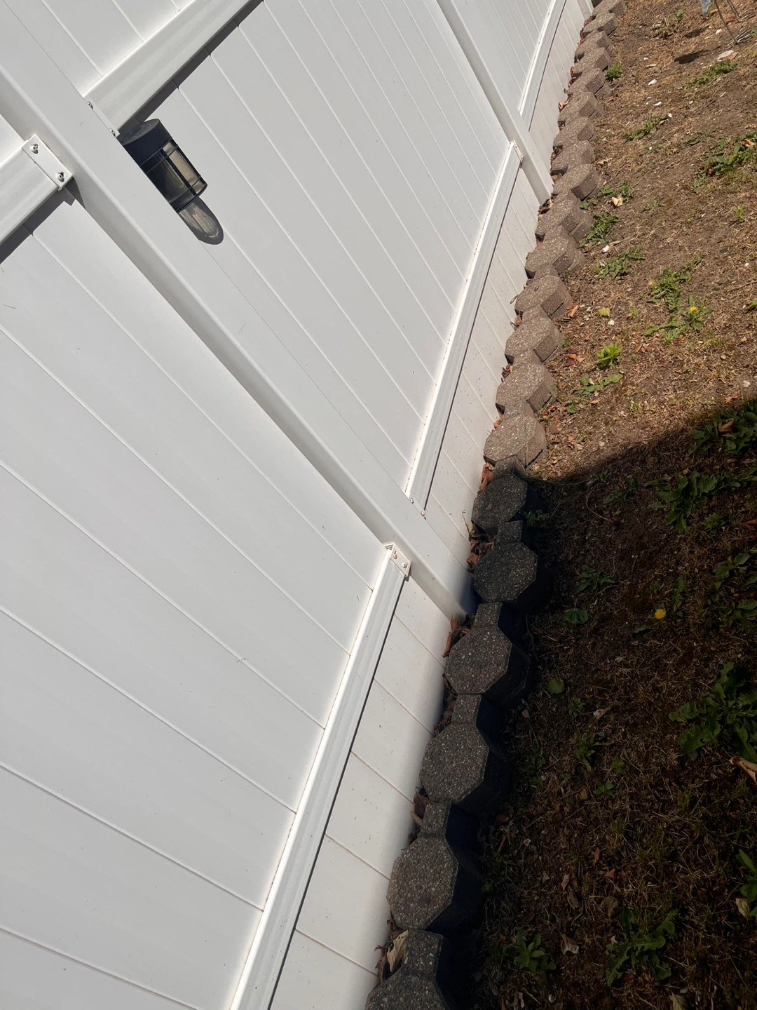 FREE PAVERS OVER 100- MUST PICK UP ASAP MOVING OUT - photo 4