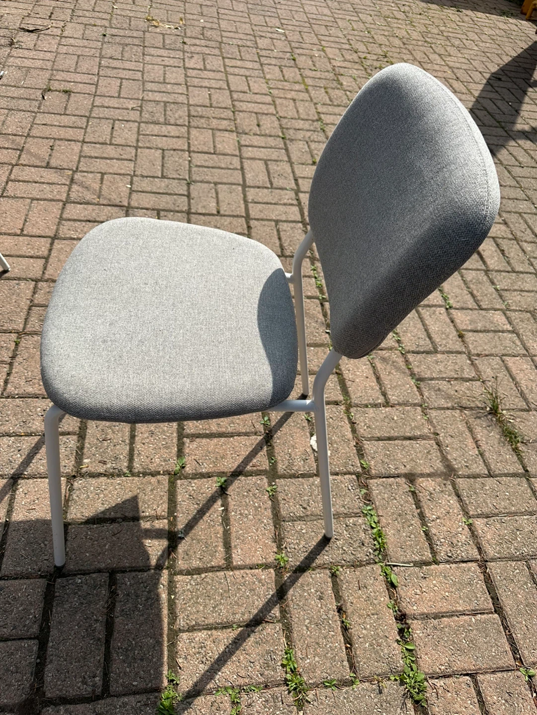 🔥Moving Sale🔥IKEA VIHALS Chair.  $55 for 2 - photo 4