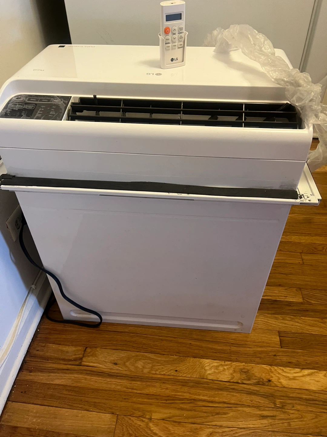 LG ThinQ Dual Inverter Window Air Conditioner - photo 3