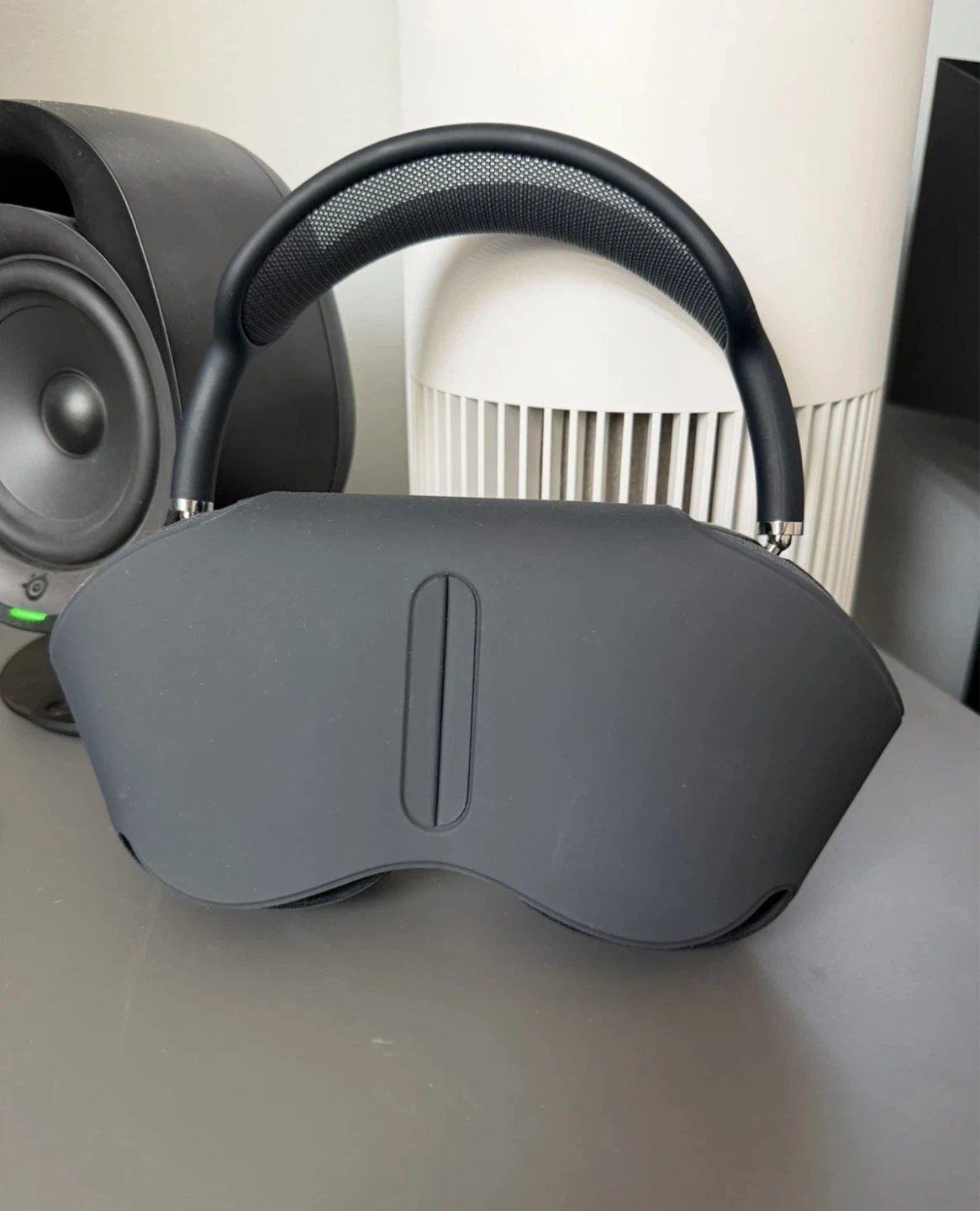 Apple AirPods Max Headphones - photo 3