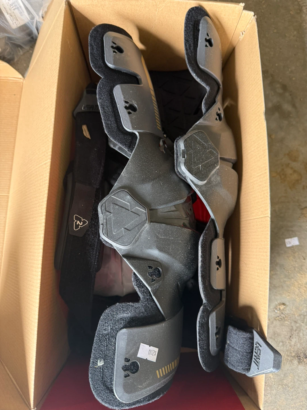 Leatt Z-Frame Knee Braces