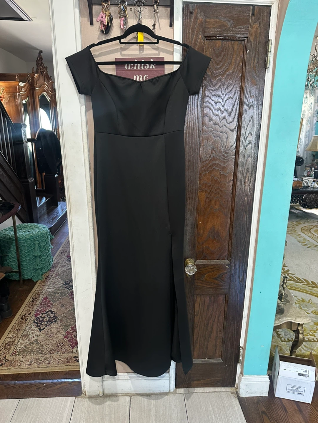Elegant Black Maxi Dress with Side Slit