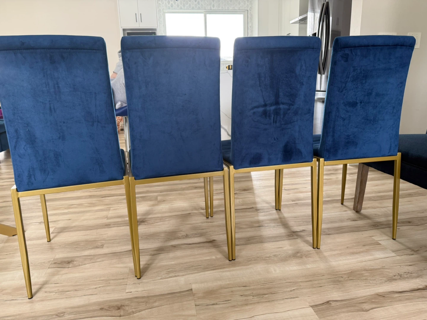 Set of 4 Blue Velvet Dining Chairs with Gold Legs - photo 3