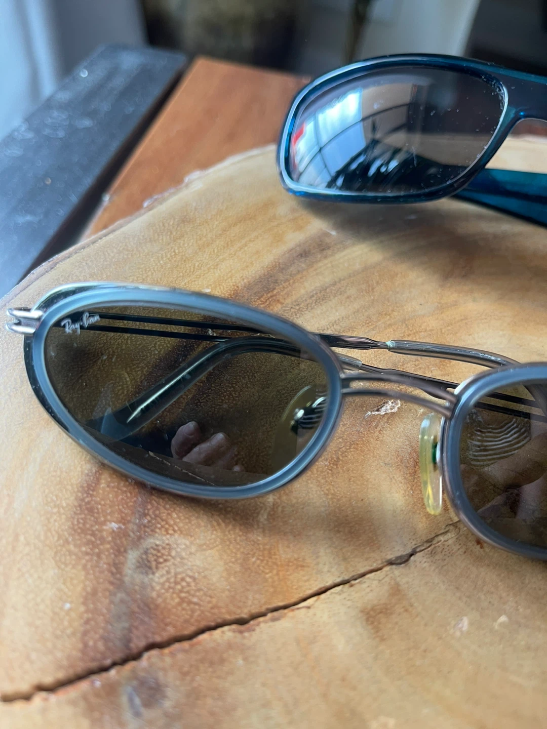 Assorted Sunglasses Lot - Ray-Ban, Bluenotes ( women style) - photo 2