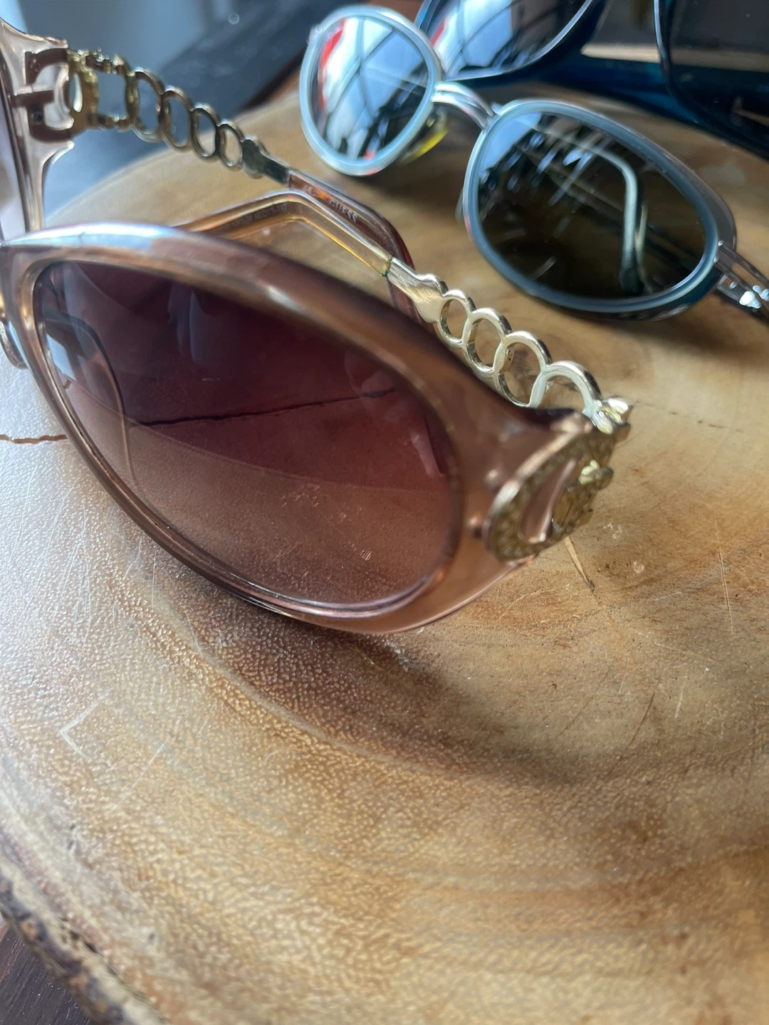 Assorted Sunglasses Lot - Ray-Ban, Bluenotes ( women style) - photo 3
