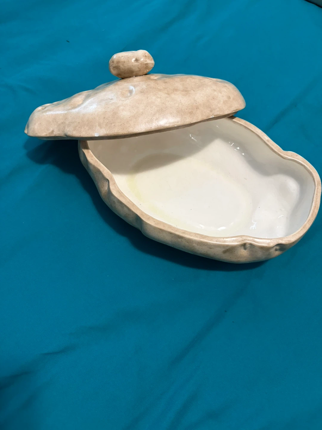 Ceramic Potato Shaped Dish with Lid