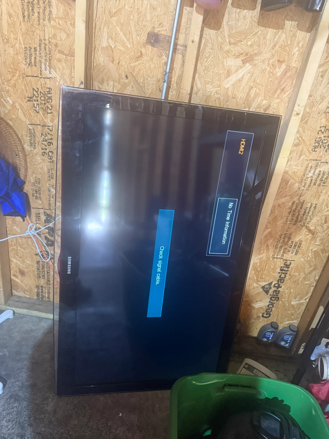 Samsung Flat Screen TV