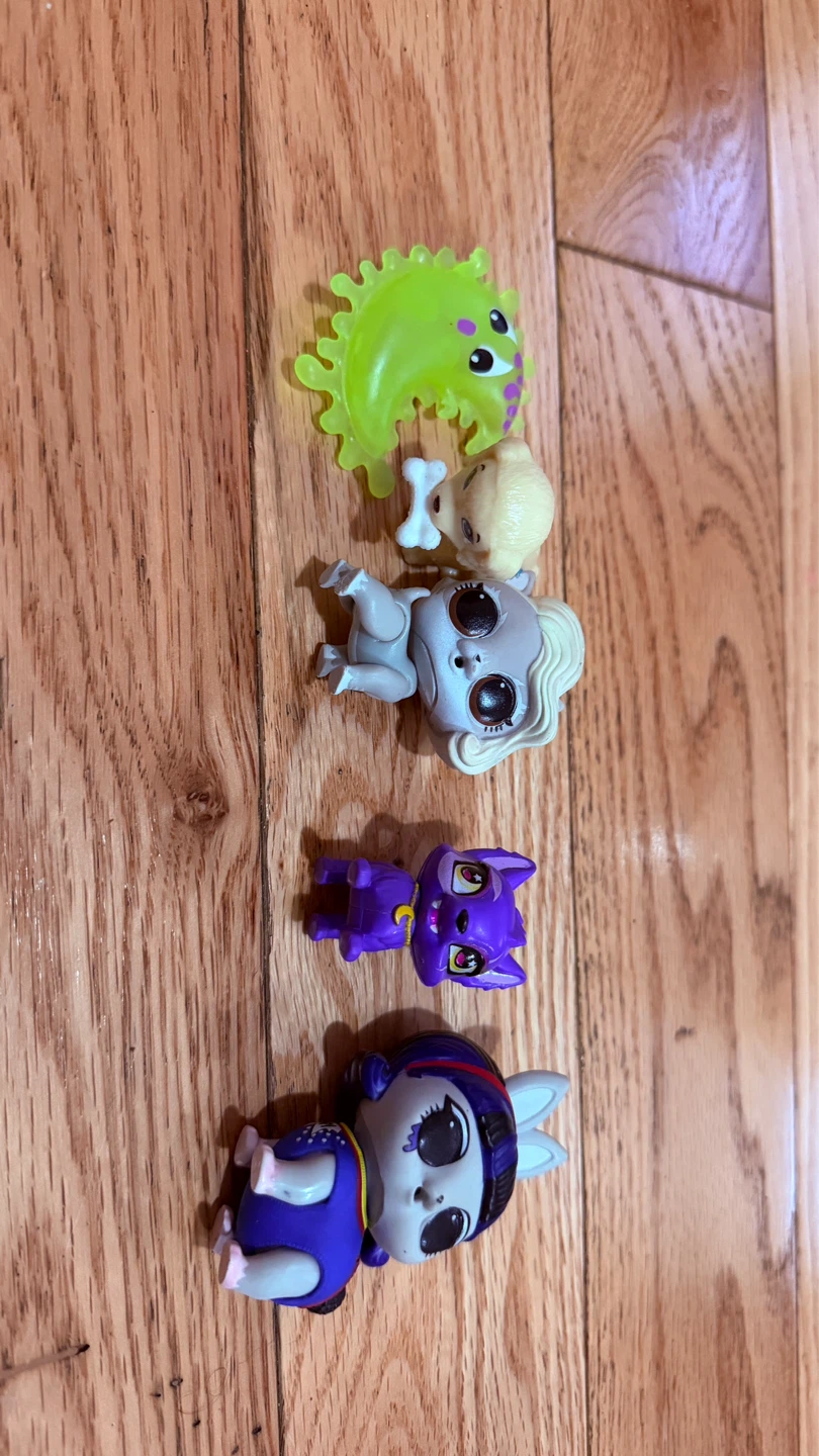 LOL Surprise Dolls and Accessories Lot - photo 2