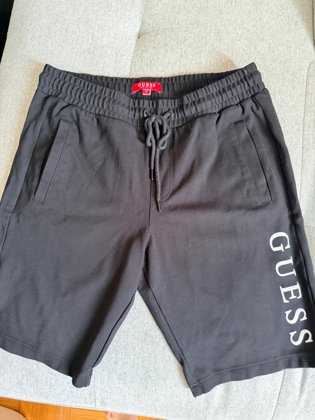 GUESS Los Angeles Black Sweat Shorts Size M