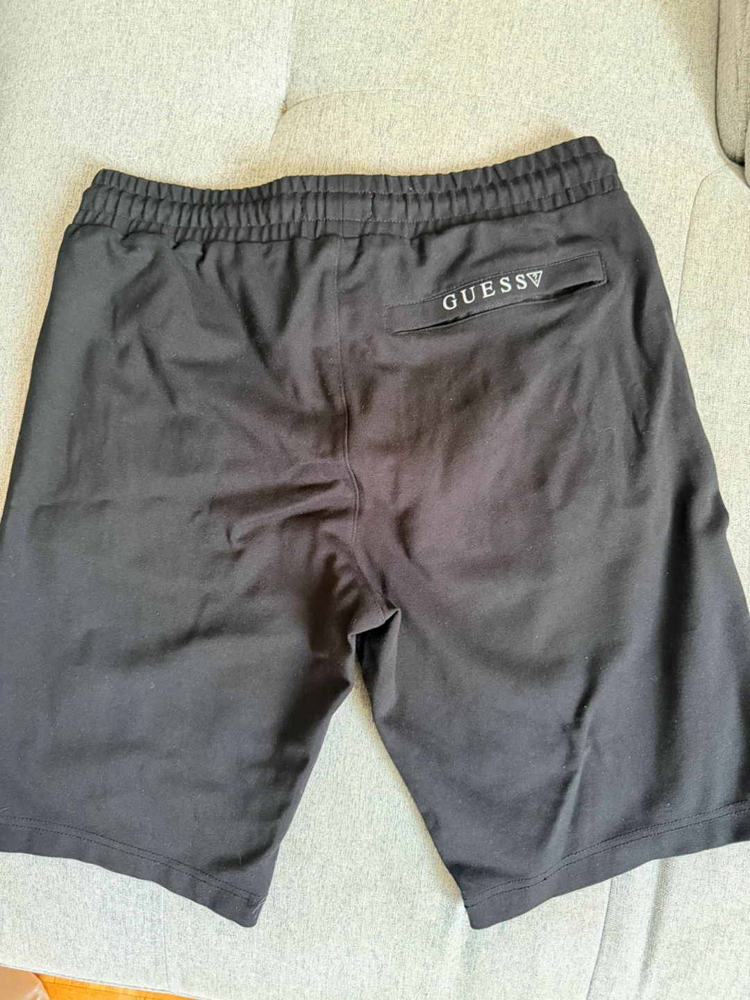 GUESS Los Angeles Black Sweat Shorts Size M - photo 3