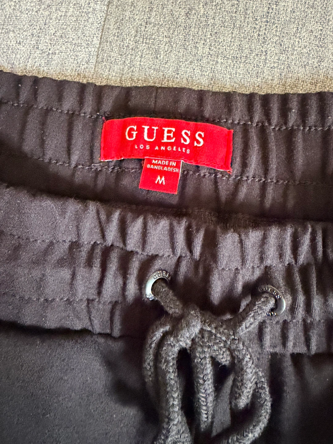 GUESS Los Angeles Black Sweat Shorts Size M - photo 2