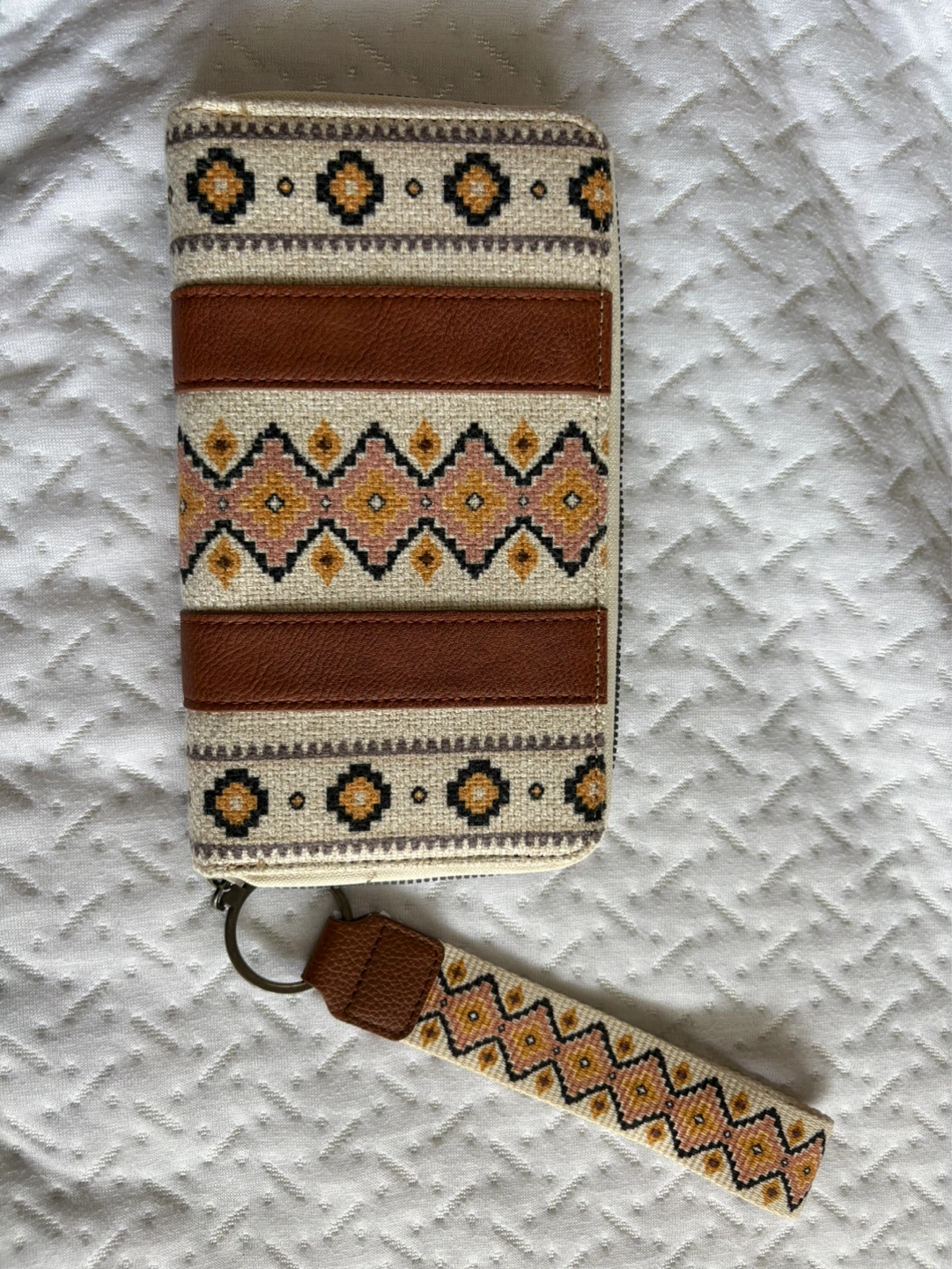 Wrangler Southwestern Print Zip Around Wallet with Wristlet - photo 2