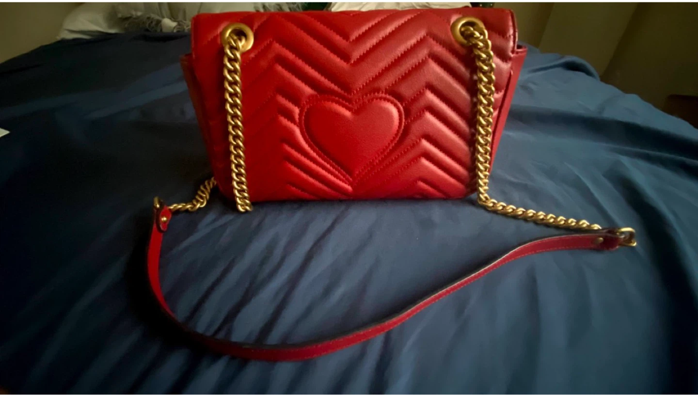 Gucci Marmont Heart Shoulder Bag Red Leather - photo 2