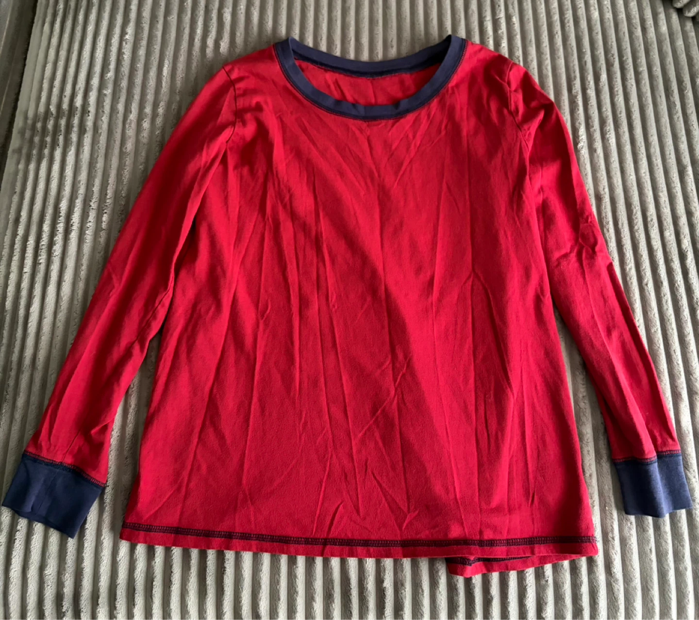 Red Medium Long Sleeve Shirt