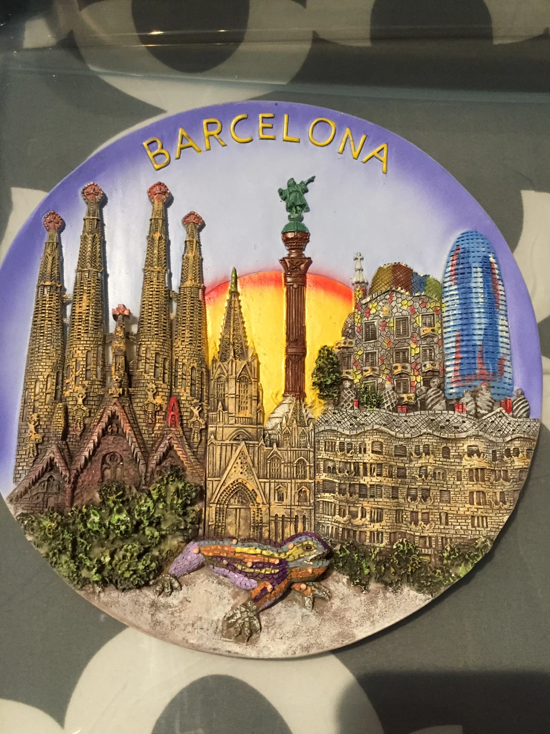 Beautiful Souvenir Plates to hang /wall art $15 each - photo 2