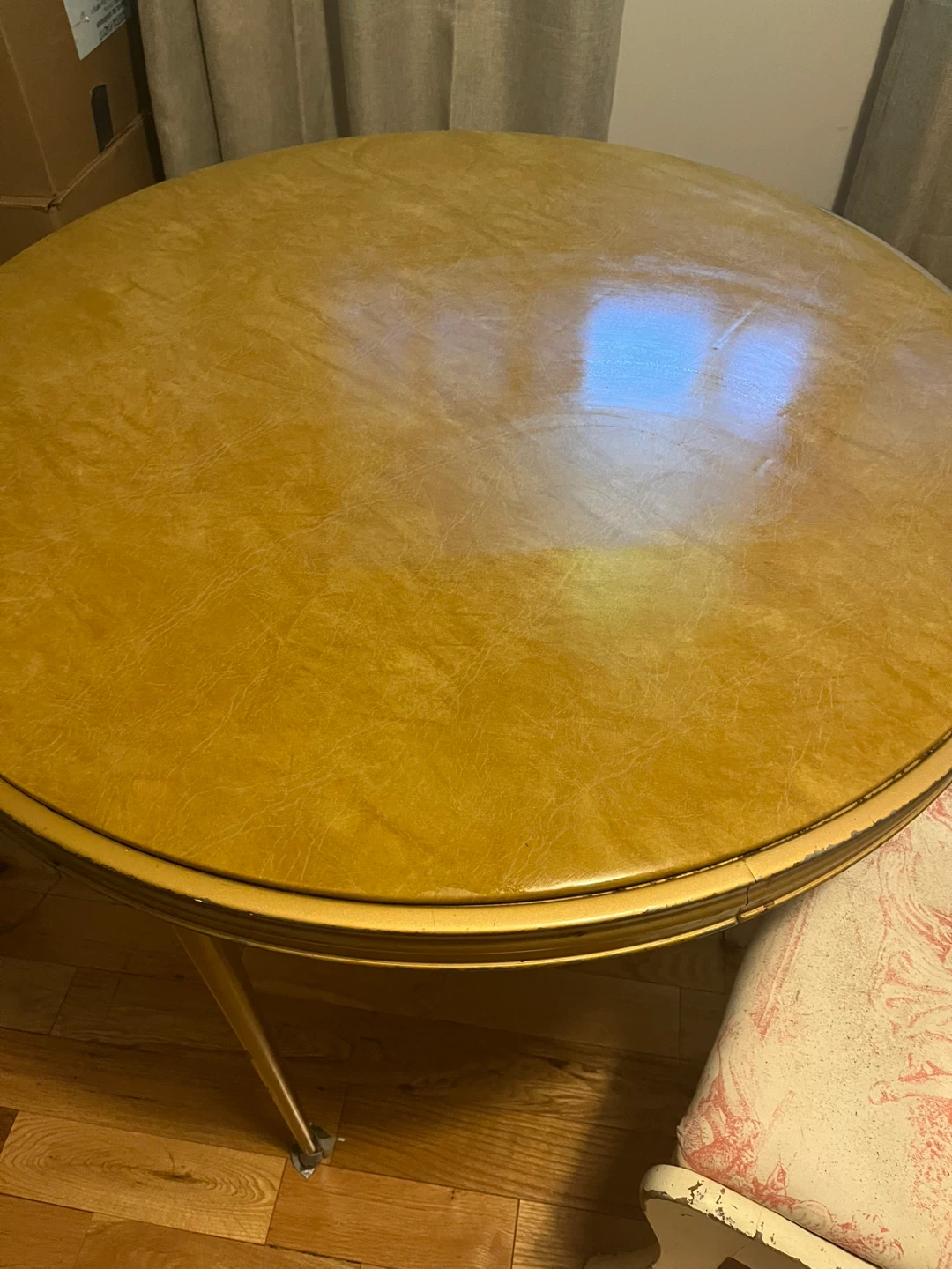 Gold Round Folding Table - photo 5