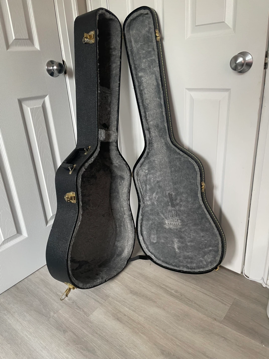 Epiphone Acoustic Guitar with Case and Accessories - photo 3