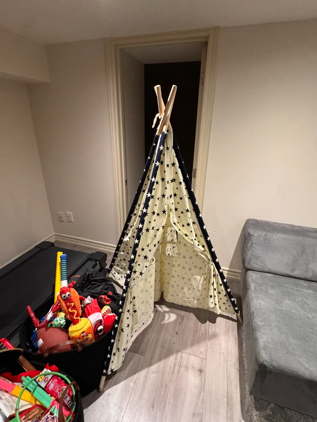 Kids Teepee Tent with Stars