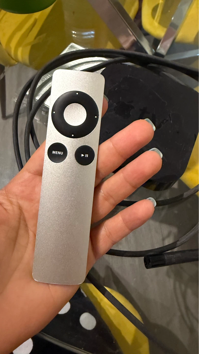 Apple TV Media Streamer with Remote - photo 2