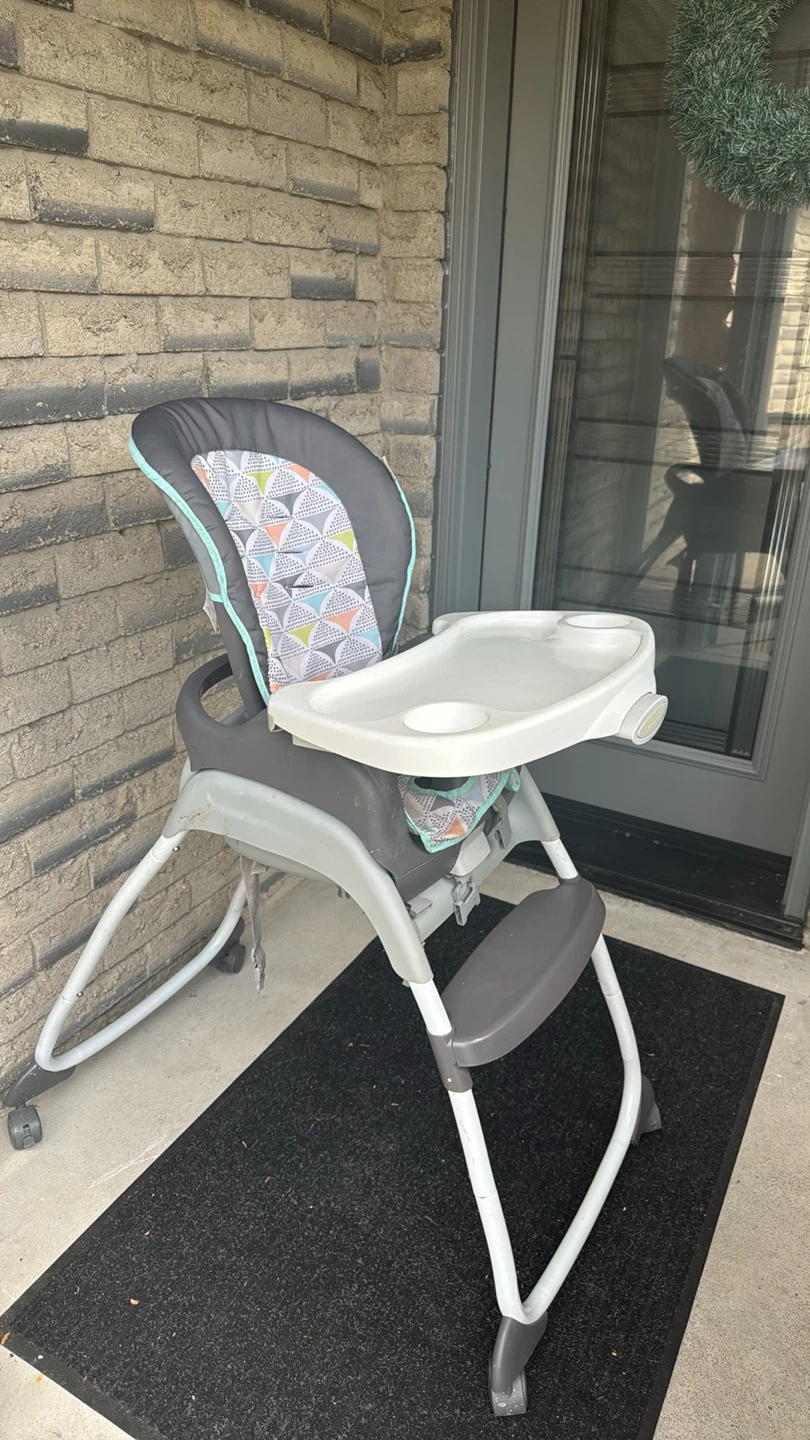 Graco High Chair with Tray