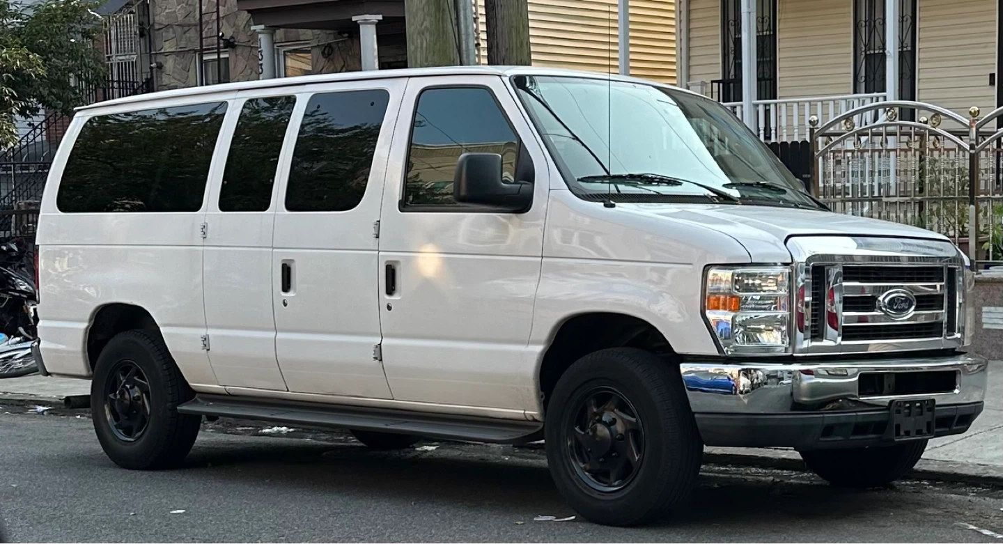 Van / Transport - photo 2