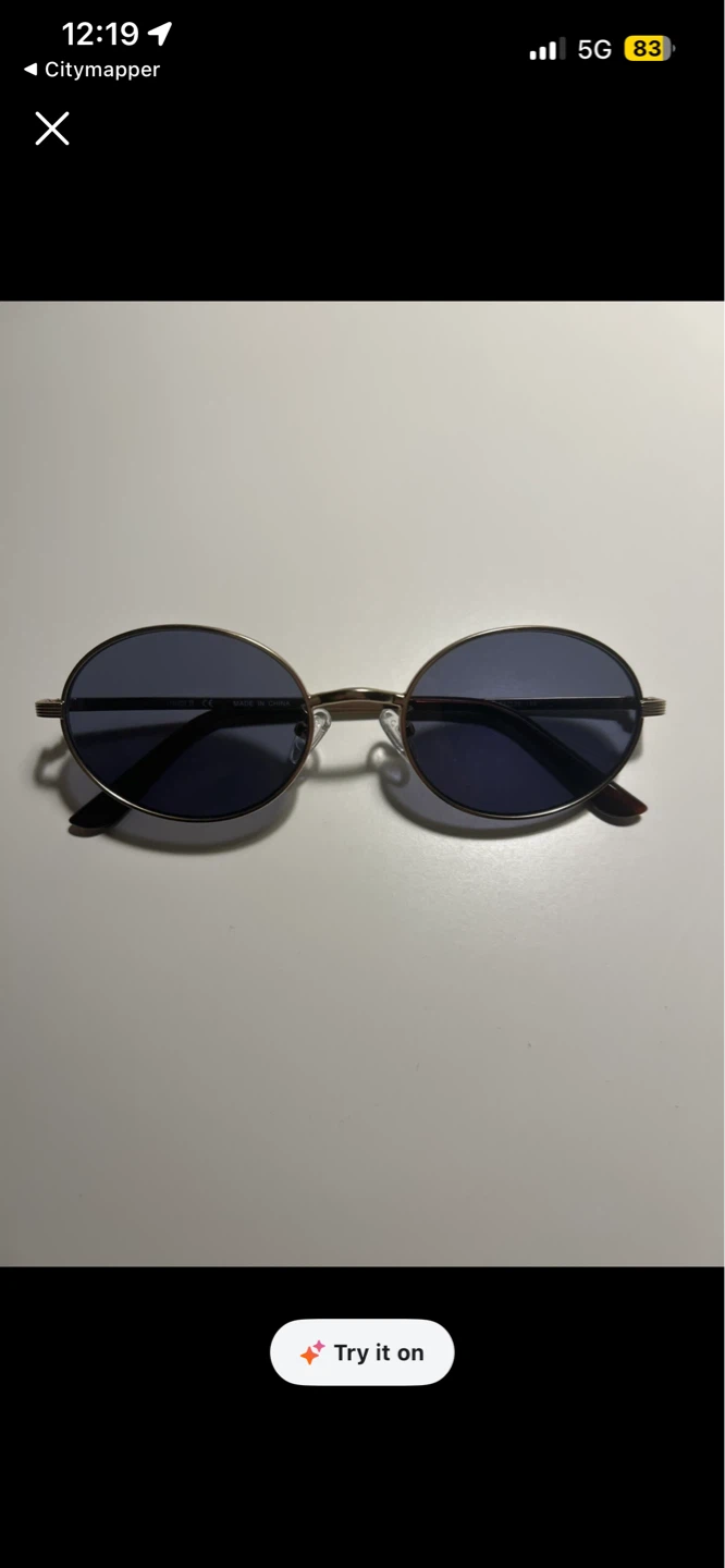 Oval Sunglasses - Gold Frame