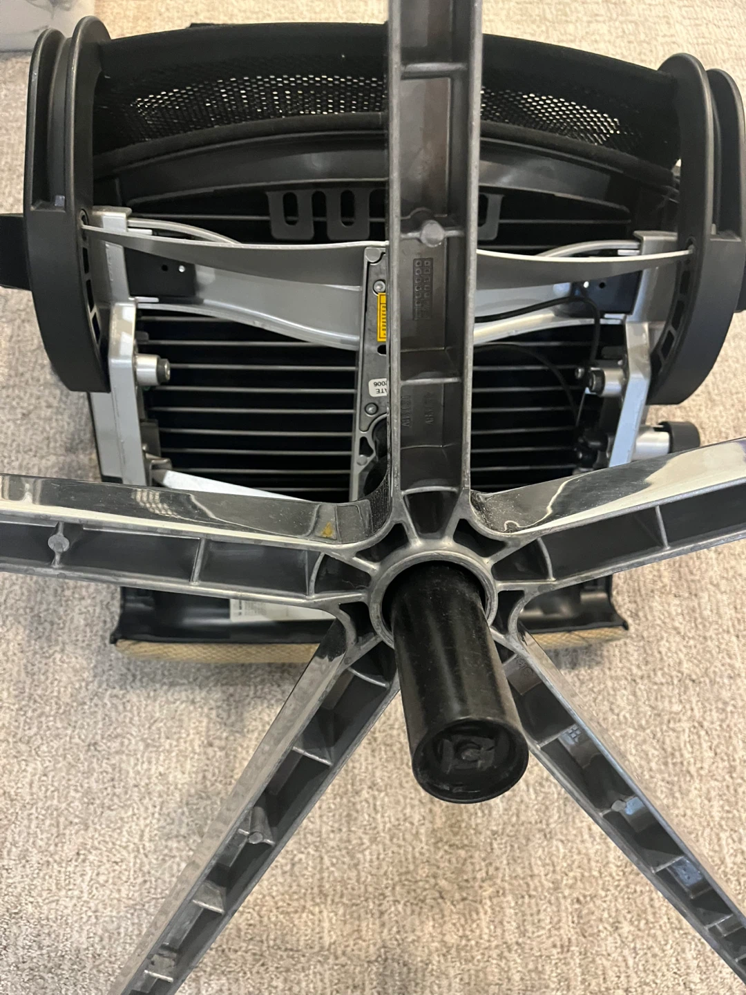 Steelcase Hard Caster Office Chair - photo 4