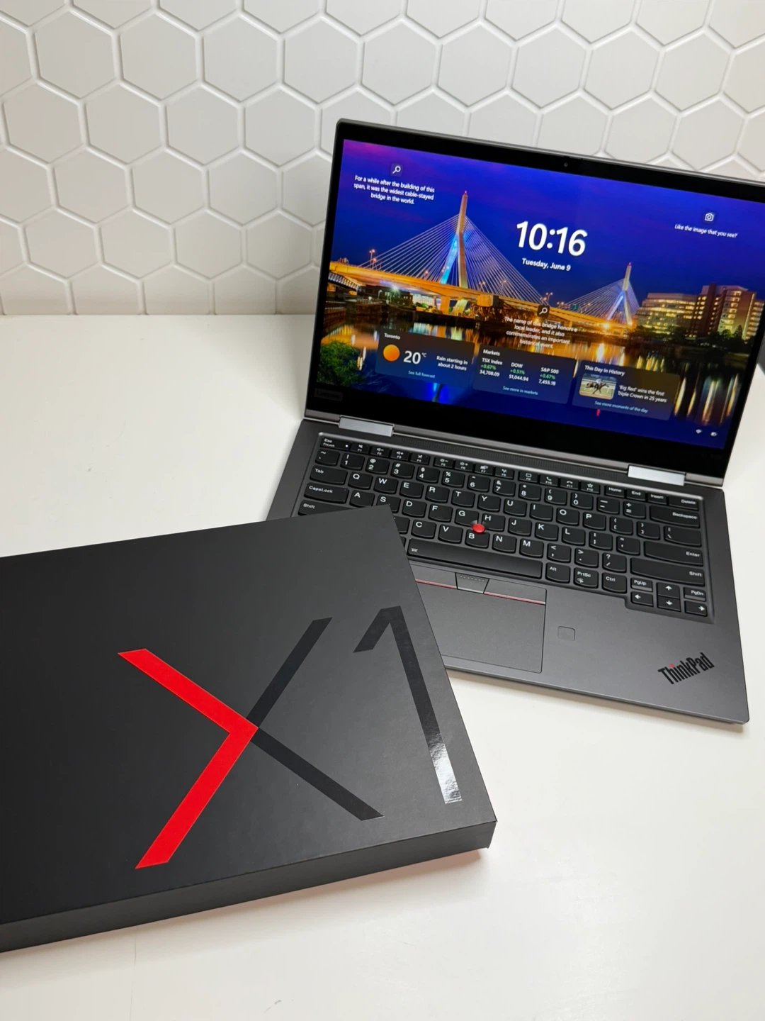 Lenovo ThinkPad X1 Yoga Gen 5 - photo 2