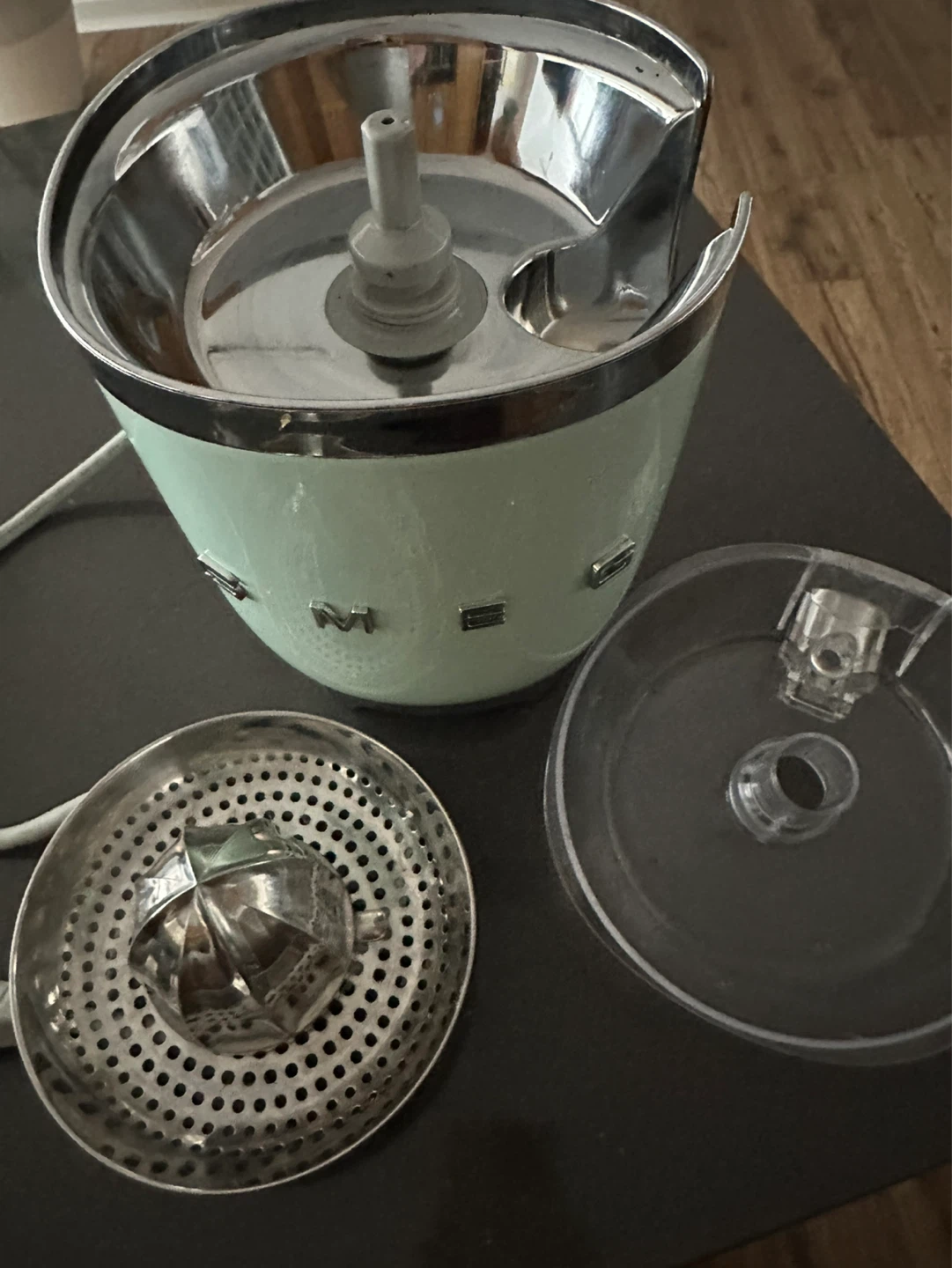 Smeg Citrus Juicer - photo 2