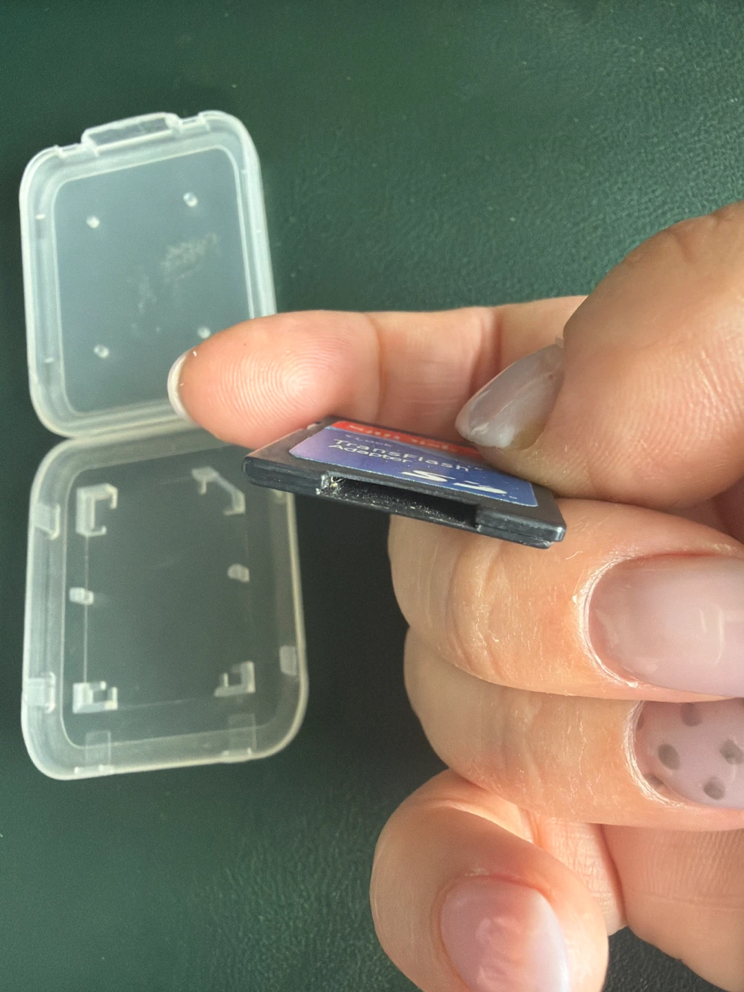 Free SanDisk TransFlash Adapter with Case - photo 3