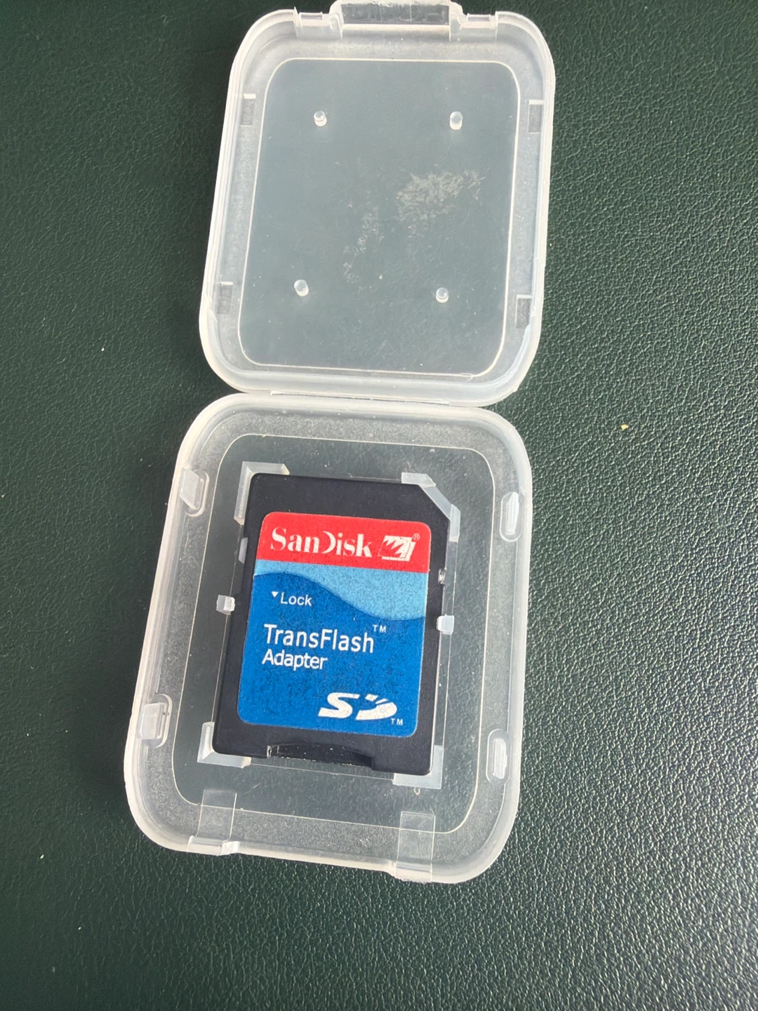 Free SanDisk TransFlash Adapter with Case - photo 2