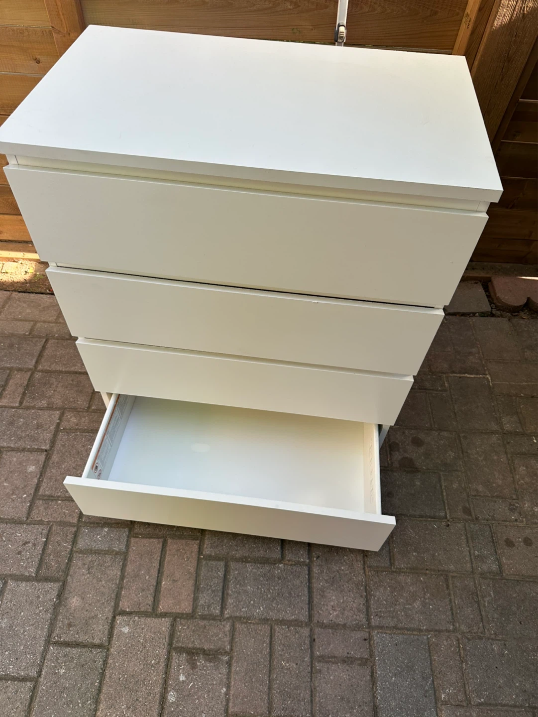 IKEA White 4‑Drawer Dresser — Minimalist & Modern Design - photo 3