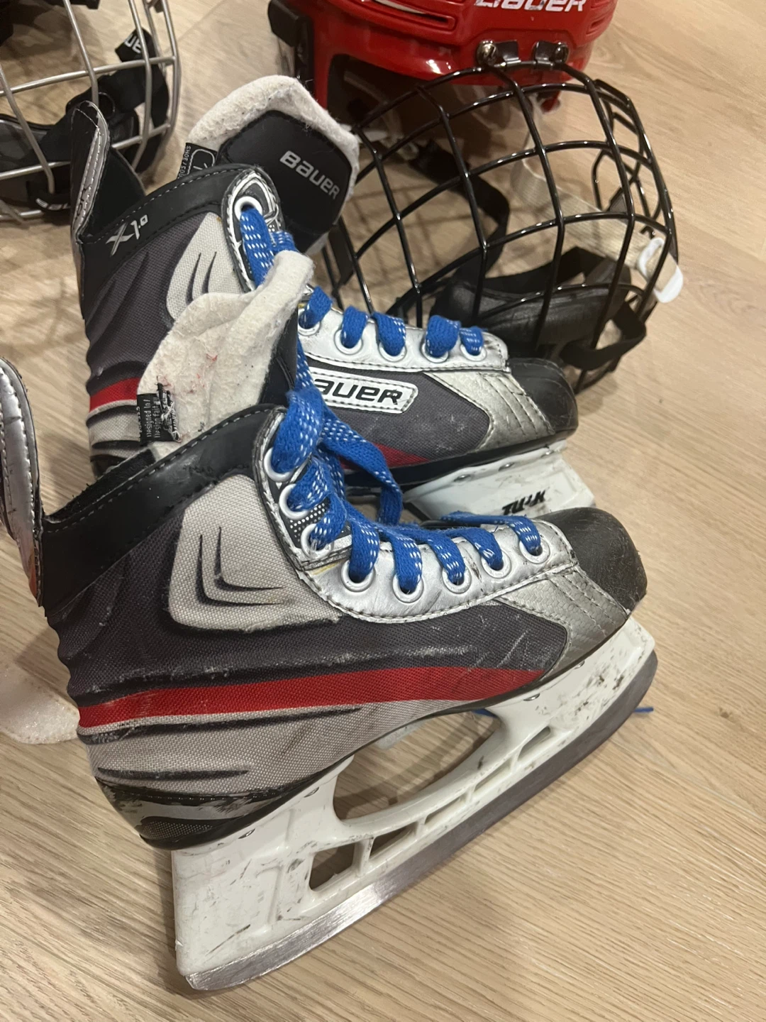 Bauer Hockey Skates and Helmets - photo 3