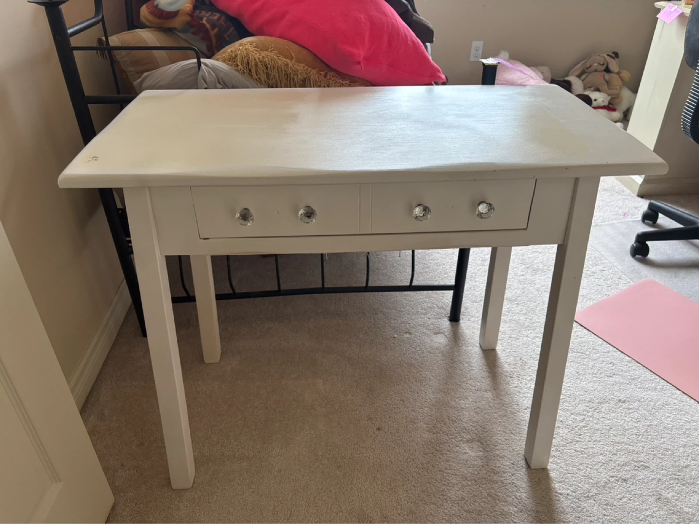 White Vanity Desk with Crystal Knobs - photo 2