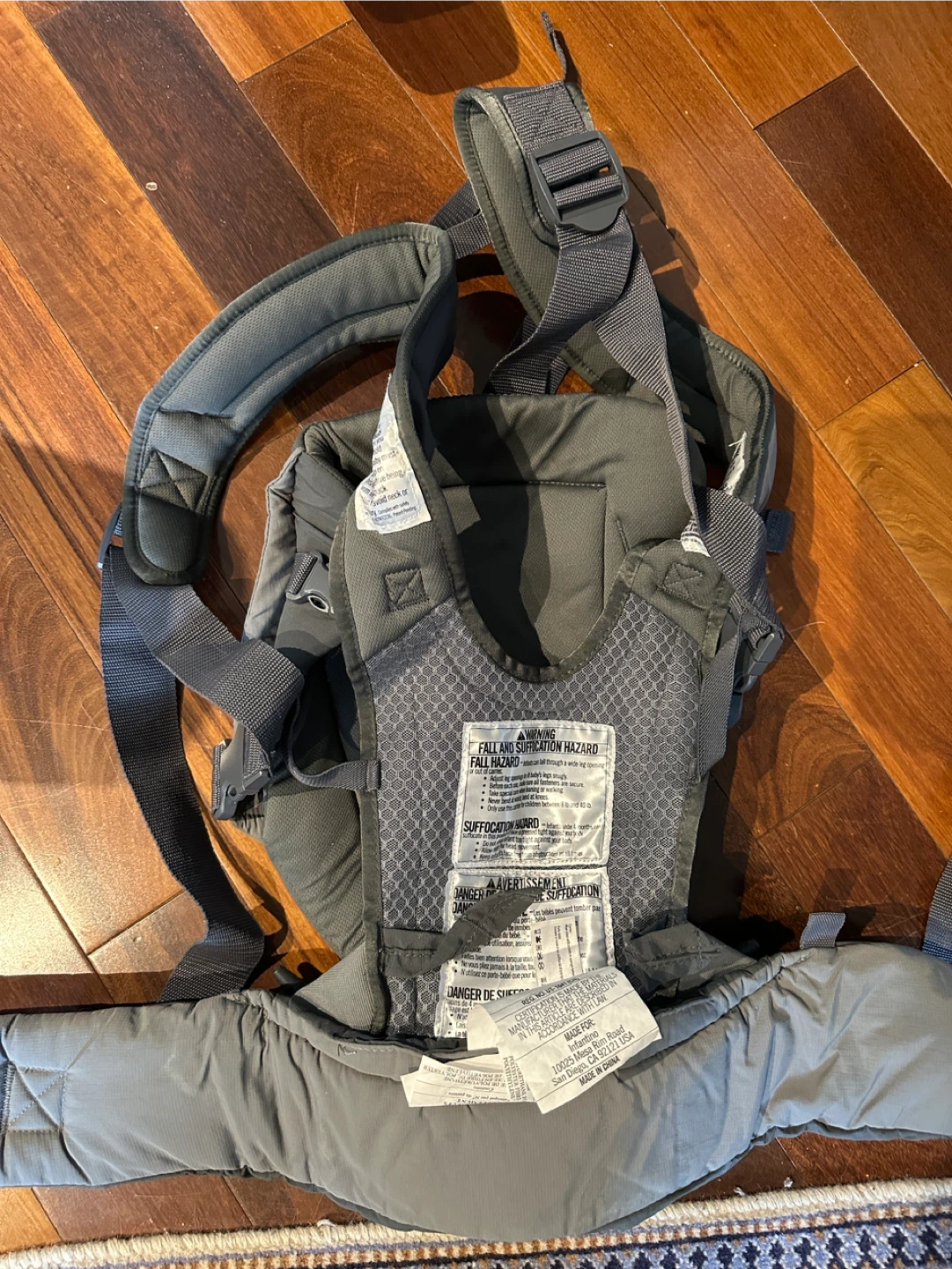 Infantino Carry On Multi Pocket Baby Carrier - photo 3