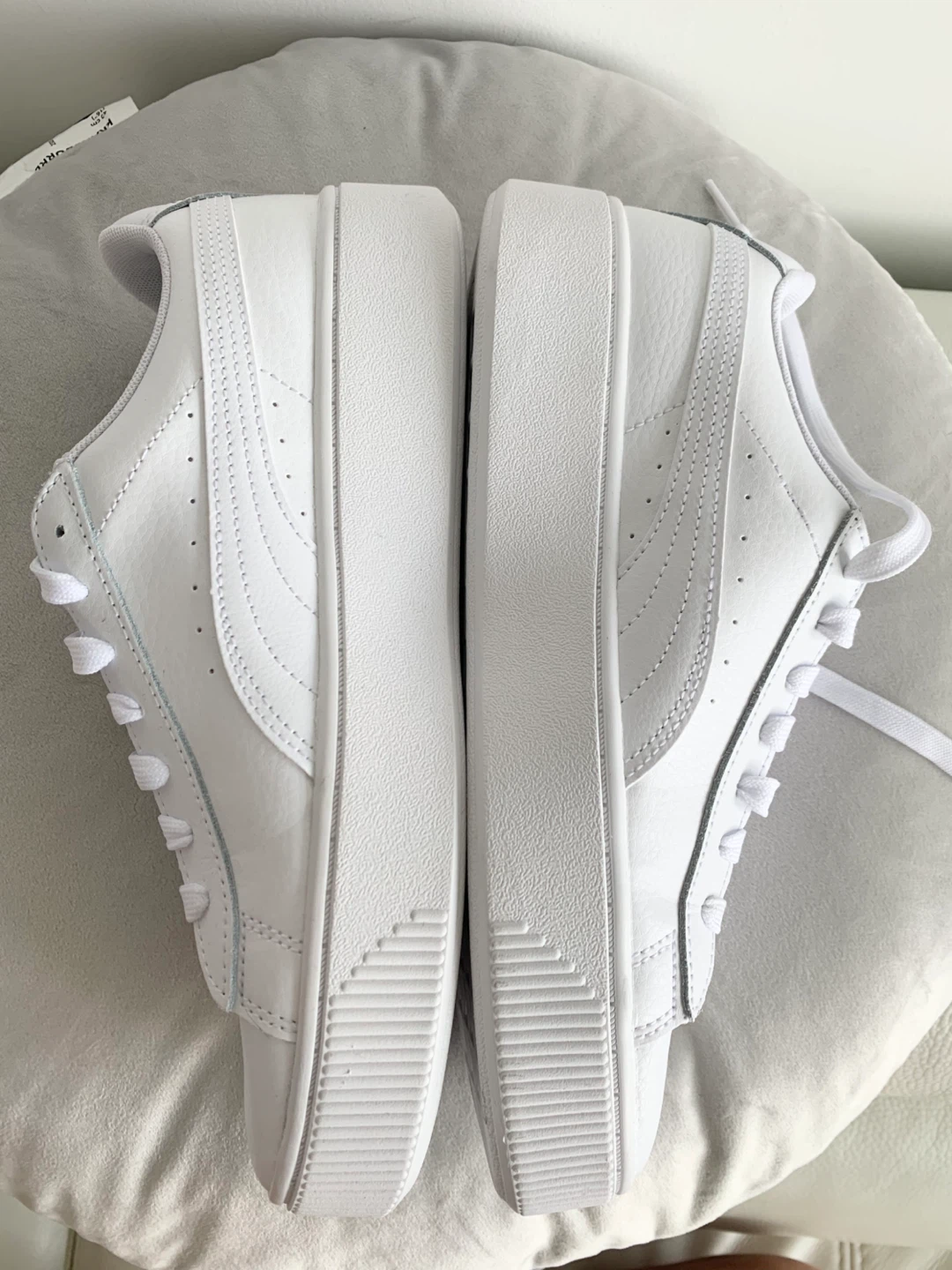 BRAND NEW & LEATHER Puma white sneakers - photo 3