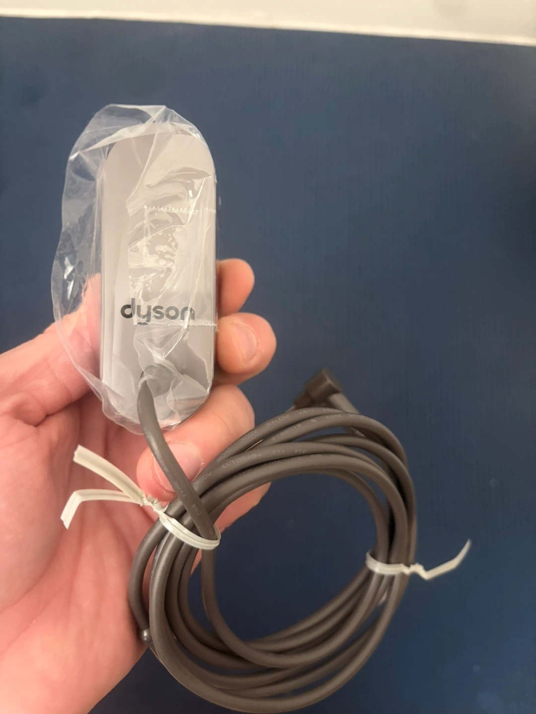 Dyson Power Adapter and Cable - photo 2