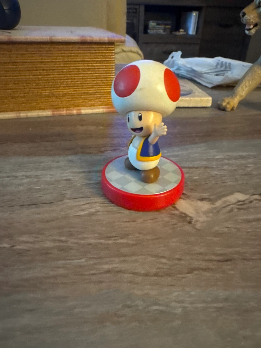 Nintendo Toad Amiibo Figure