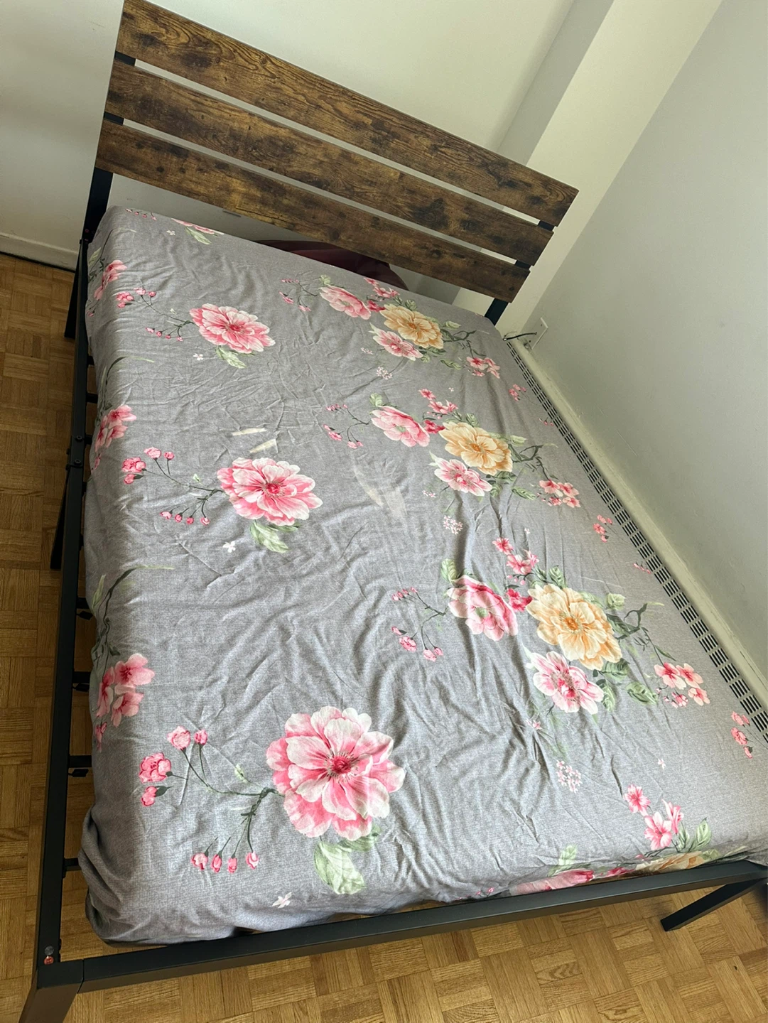 Metal Bed Frame with Wooden Headboard and mattress(full size)