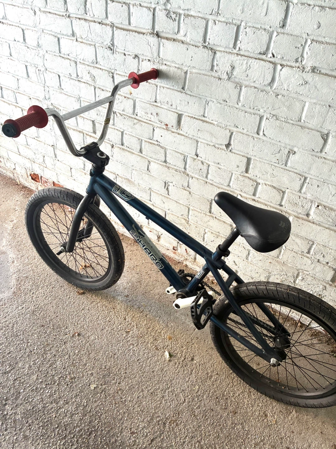 HARO "S2 SERIES" BMX Bike